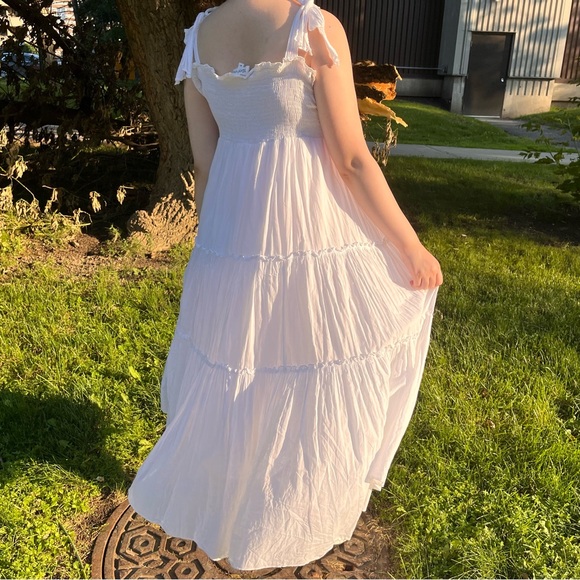 White Ruffle Maxi Dress - Picture 3 of 4